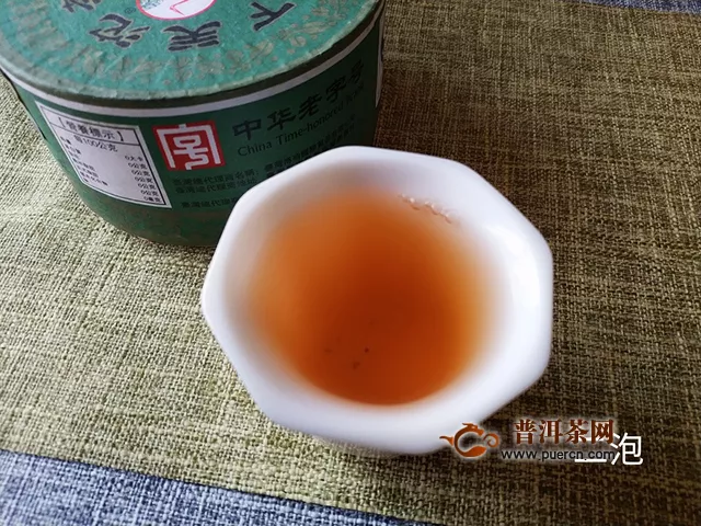 2012年下关沱茶绿盒甲级沱茶：百年普洱 ，下关沱茶