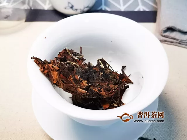 2019年勐海本木古茶业古小白英雄茶评测报告