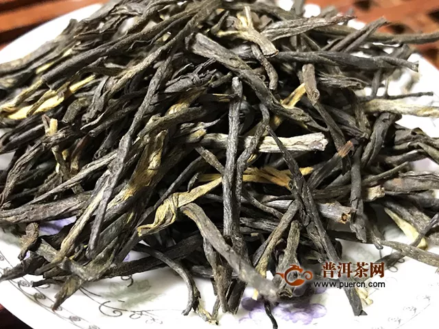 2019年七彩云南大叶金红滇红茶：口感变化挺好