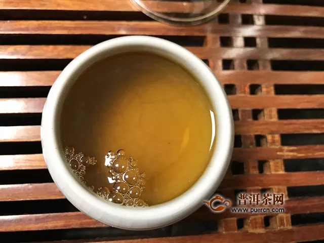 2019年七彩云南大叶金红滇红茶：口感变化挺好