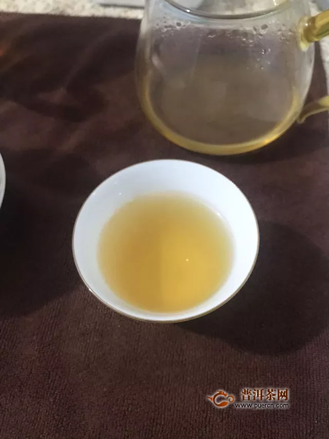 2019年兴海茶业乌金号生茶：乌金烟香高雅