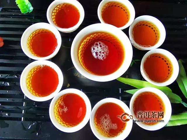 2019年中茶普洱中茶紫茗红：一杯红茶暖心暖胃
