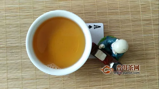 2019年古小白英雄茶：醇厚香甜，英雄來兮，滿滿幸福開湯而化及