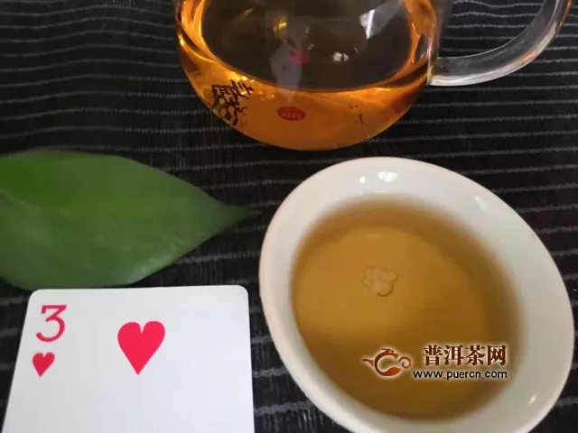 2019年古小白美人茶白茶：恰如东方的舞蹈 （柔美）