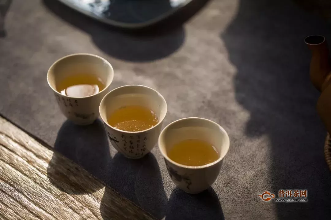 2013年张广泰寿眉散茶品鉴：七年陈酿，浓郁枣香，甜醇净柔！