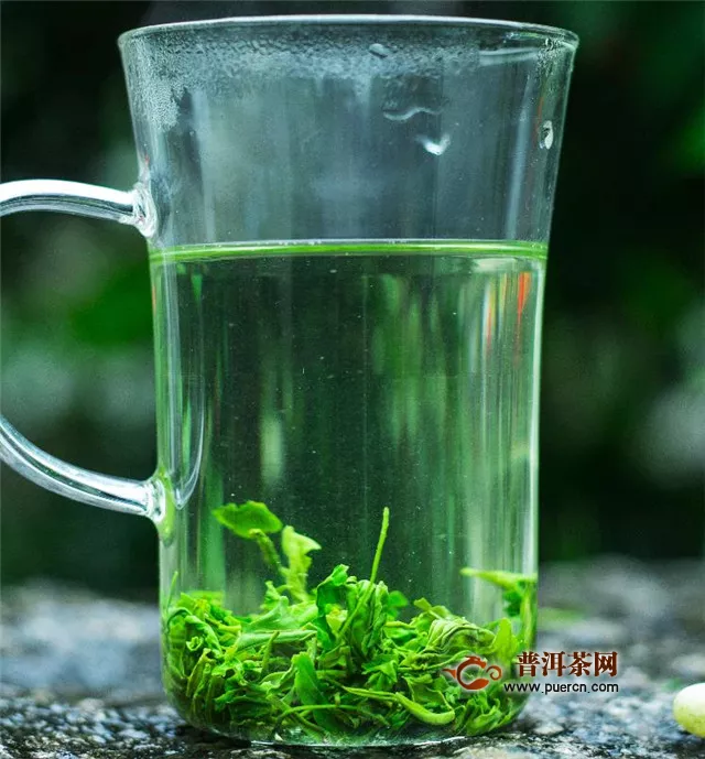 喝绿茶有什么功效？