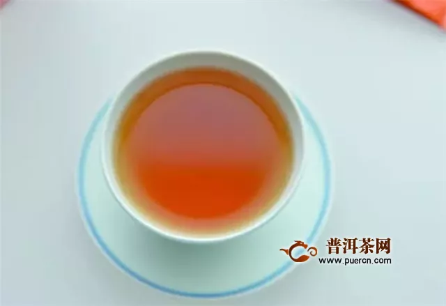 品鉴滇红茶，