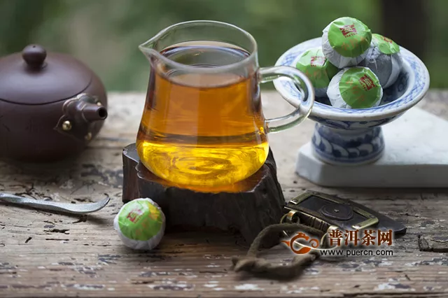 2019年大益小柠红柠檬红茶：入口醇厚，香甜微滑