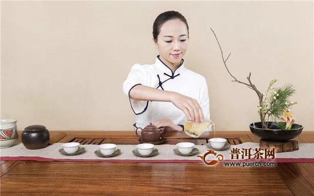 乌龙茶茶艺流程，让人得到美的享受和熏陶！