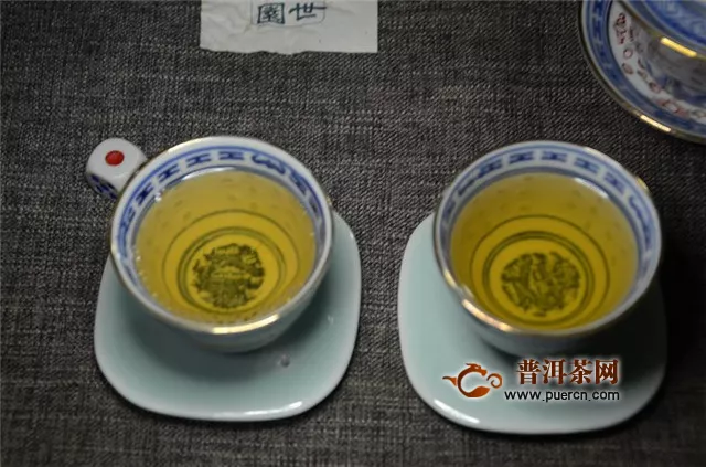 品2019年龙园号勐海七子饼茶：甘甜，醇和