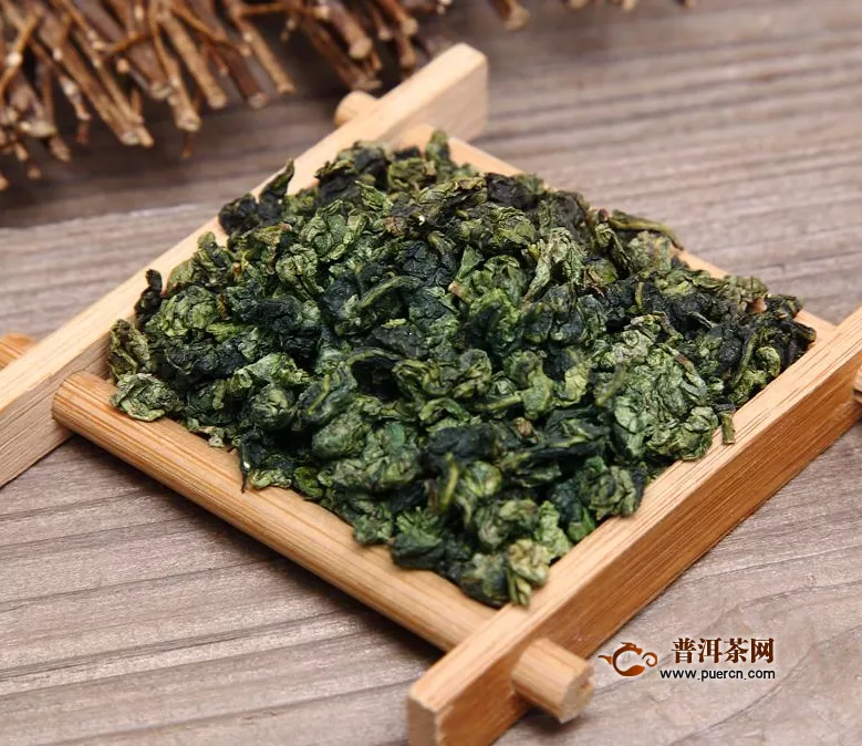 烏龍茶泡開的樣子