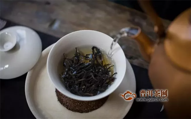 功夫茶泡红茶还是绿茶？红茶更合适