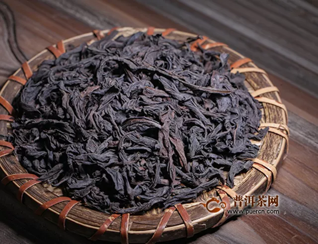 大红袍茶叶是什么茶？大红袍是武夷岩茶，属乌龙茶类