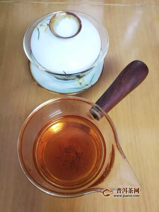 2019年大益茶金柠柠檬红茶：一颗人见人爱的“茶精灵”
