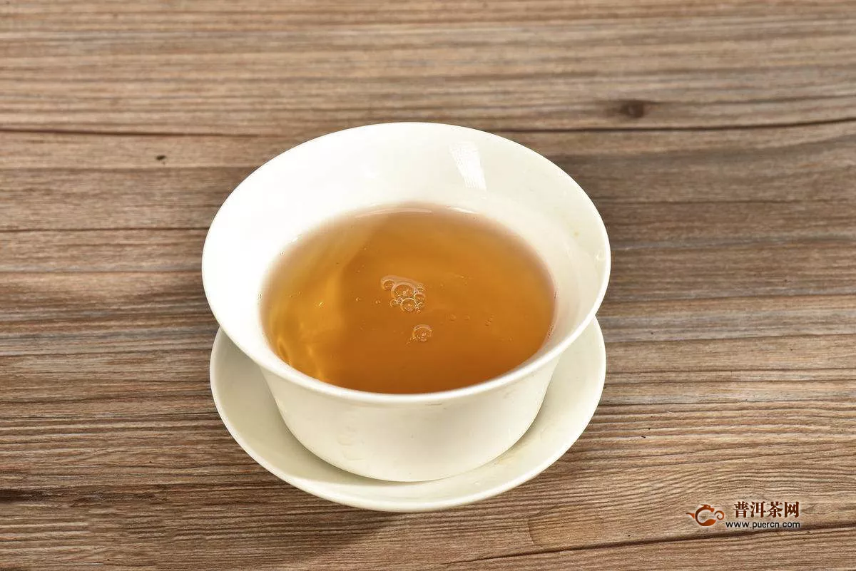 为什么传统黑茶看起来比较粗老？