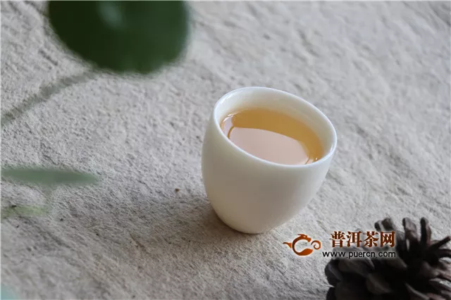 【普洱茶新手入门知识】普洱茶生茶的香型