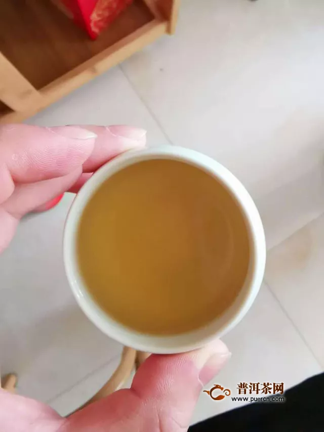 经典茗茶：下关沱茶2017年甲级沱茶绿盒生茶