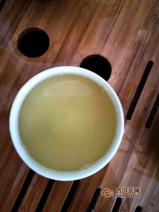 经典茗茶：下关沱茶2017年甲级沱茶绿盒生茶