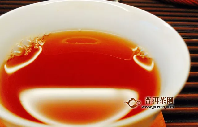 素衣贵体帝王级，陈香透亮兴海味：2020年兴海茶业班章生态宫廷熟茶
