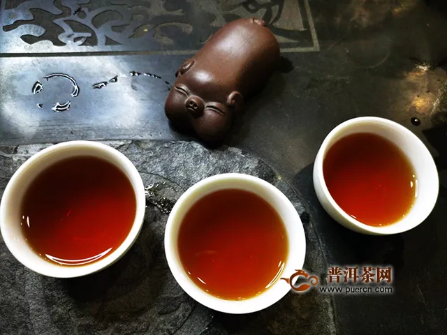 以好茶滋養(yǎng)身心：2019年七彩云南普洱陳香餅·紅印熟茶357克試用報