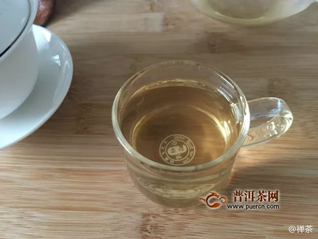 凉风夏雨时，清泉杯里茶：2019年洪普号探秘系列雪藏 生茶357克 