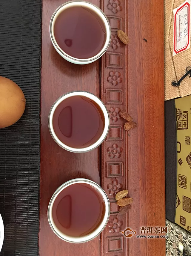 香甜顺滑无堆味：2019年洪普号雪藏熟茶