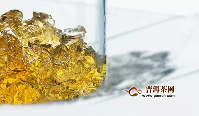 用大益普洱茶結(jié)晶玩轉(zhuǎn)無限創(chuàng)意，哇，這杯茶飲不一樣！