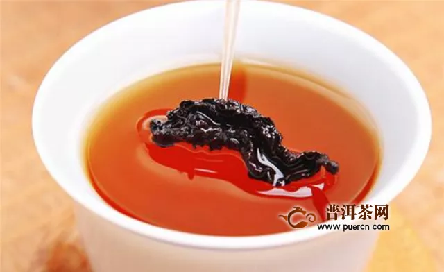 黑乌龙茶不是红茶也不是绿茶，而是乌龙茶