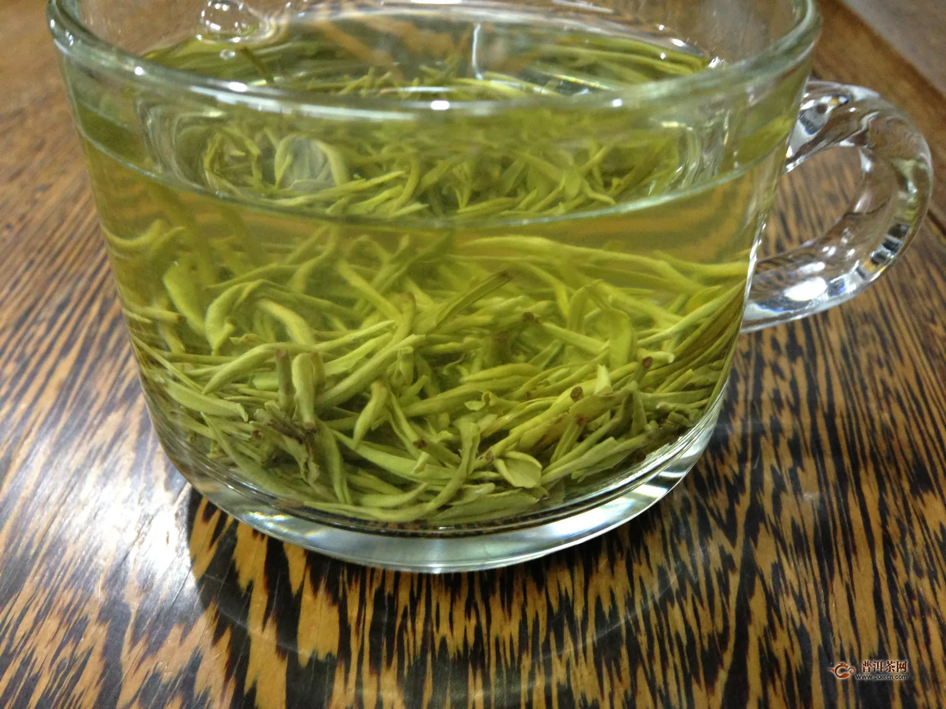 喝绿茶帮助抗癌