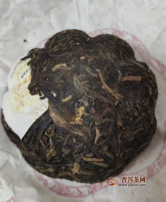 独特烟味金瓜沱：2013年下关沱茶FT特制金瓜贡茶