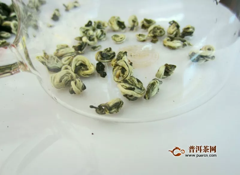 綠茶可以搭配檸檬能一起喝嗎