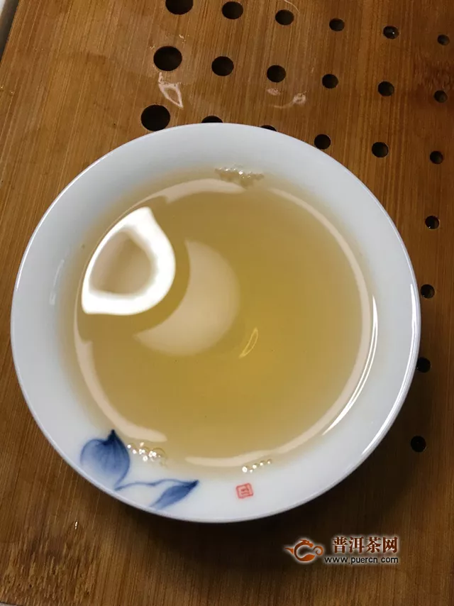 一款值得品饮的好茶：2019年洪普号探秘系列雪藏
