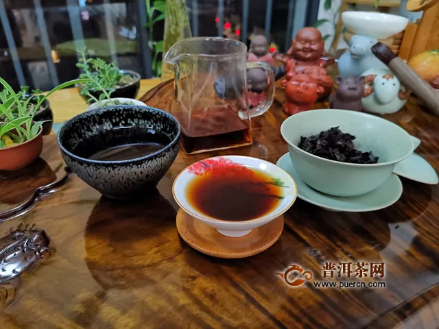 细腻可人，顺滑香甜：2019年洪普号雪藏熟茶