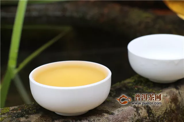 普洱茶投資分析：中期茶離老茶還有多遠(yuǎn)？