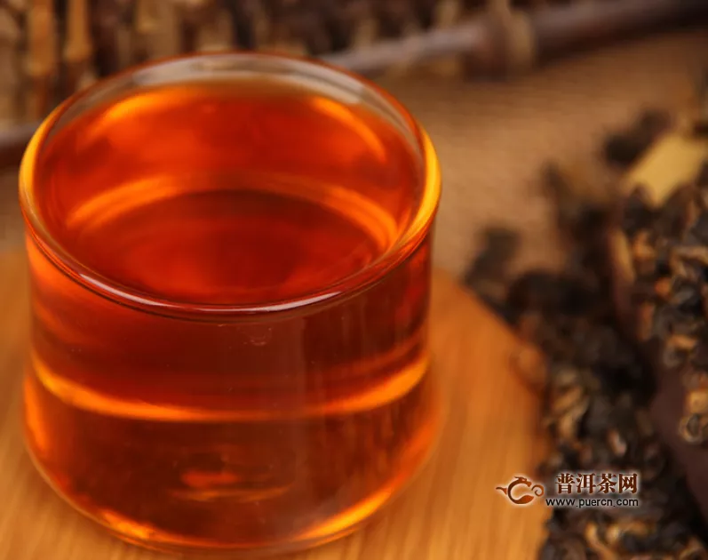 红茶喝起来是什么味道呢